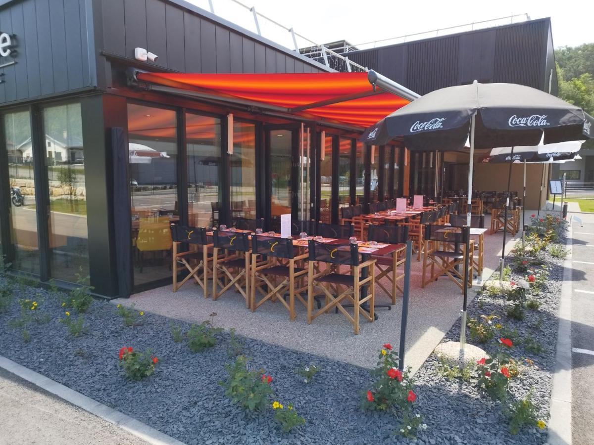Hotel Restaurant Akena Molinges - La Brocatelle Saint-Claude Exterior foto